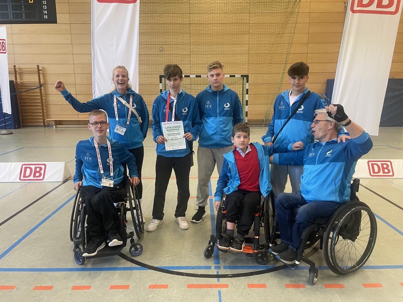 Rollibasketball-Mannschaft Gruppenfoto