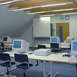 Der Computerraum (vergrößerte Bildansicht wird geöffnet)
